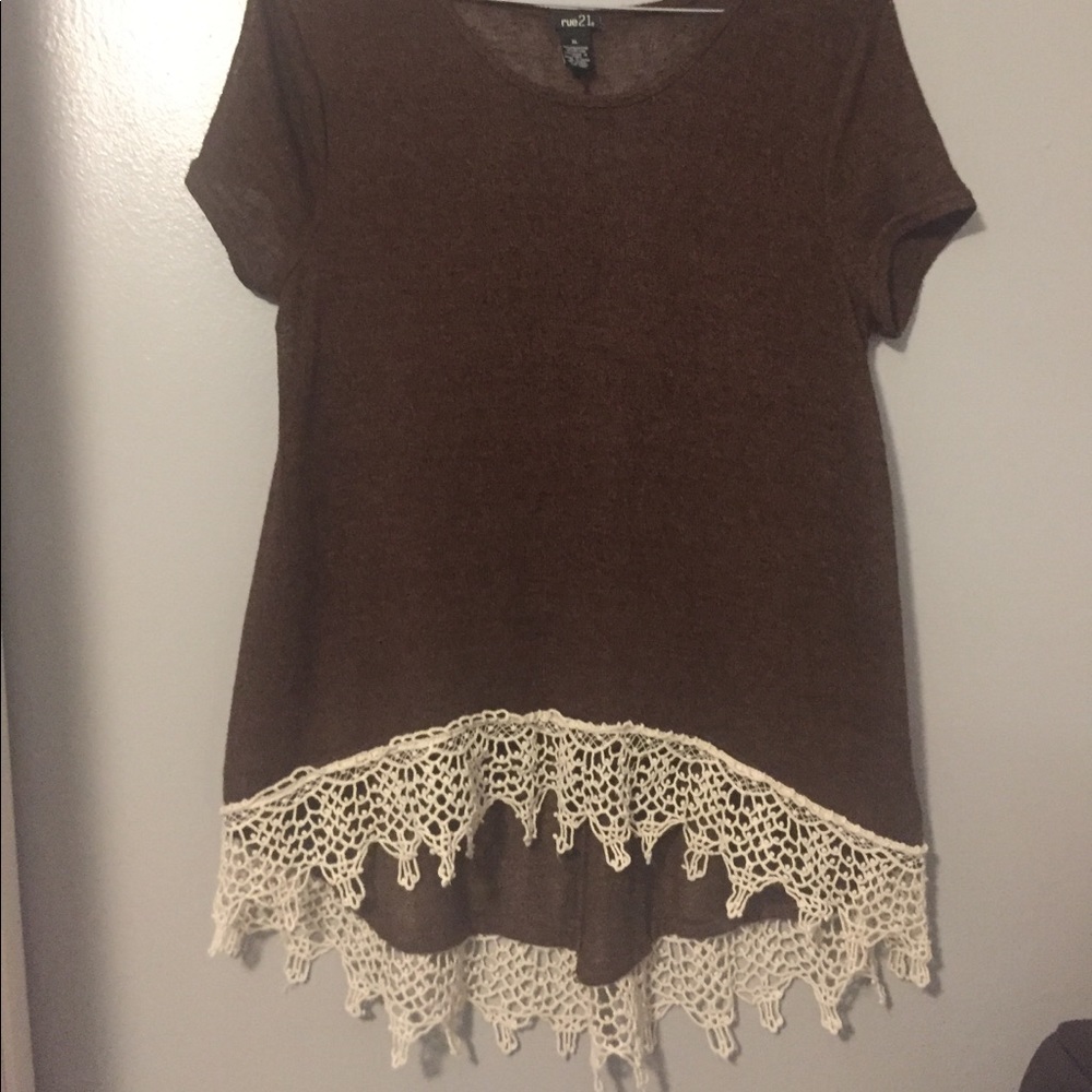 Rue 21 women’s shirt